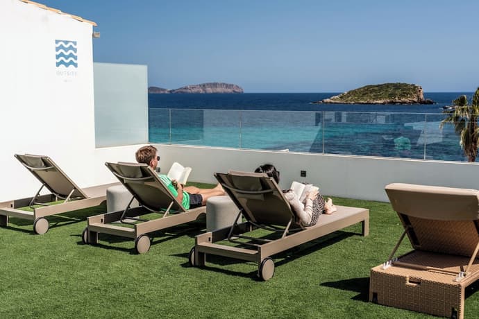 Outsite Ibiza - Work, Connect, Explore
