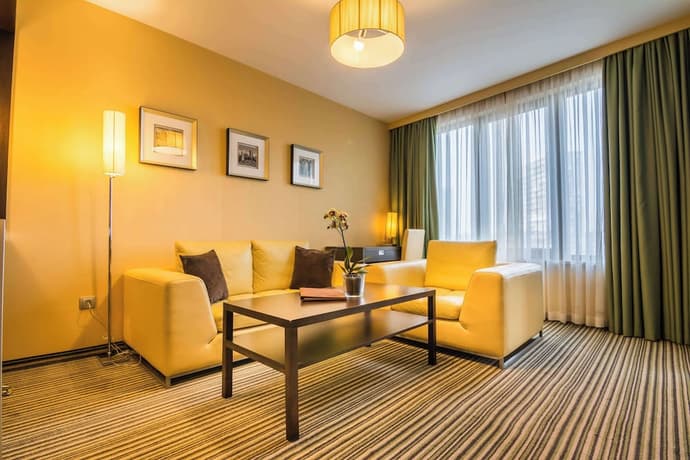 Best Western Plus Olives City Hotel