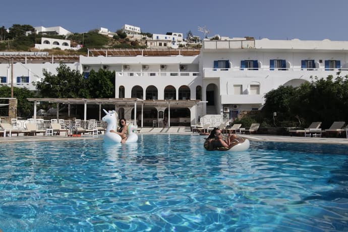 Armadoros Hotel Ios Backpackers