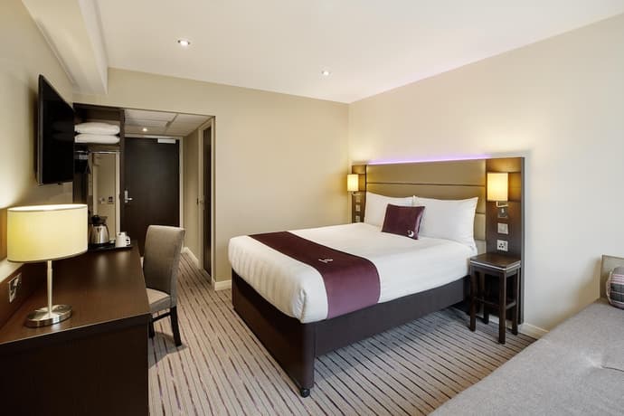 Premier Inn Glasgow East Kilbride Central