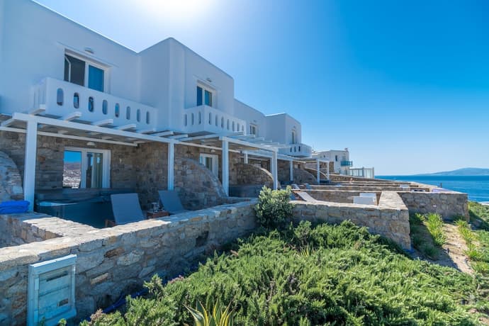 Cape Mykonos, Interior entrance