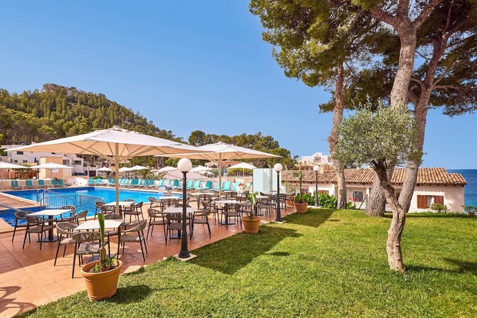 Universal Aparthotel Don Camilo