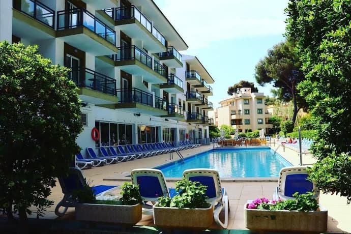 Guya Wave Hotel, Primary image