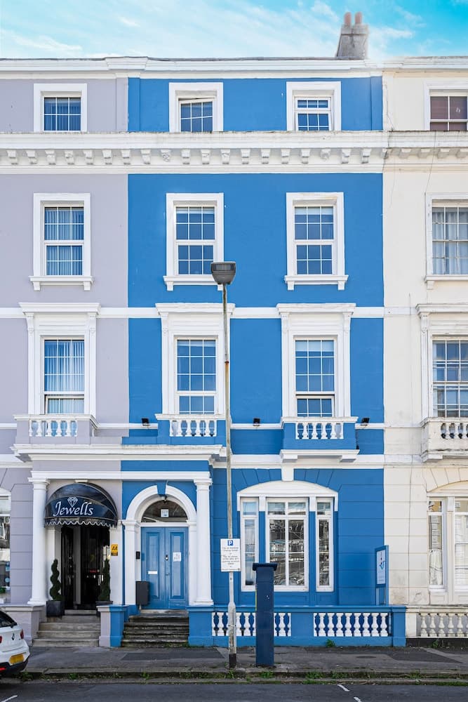 Ocean Stays by Smart Welcomes