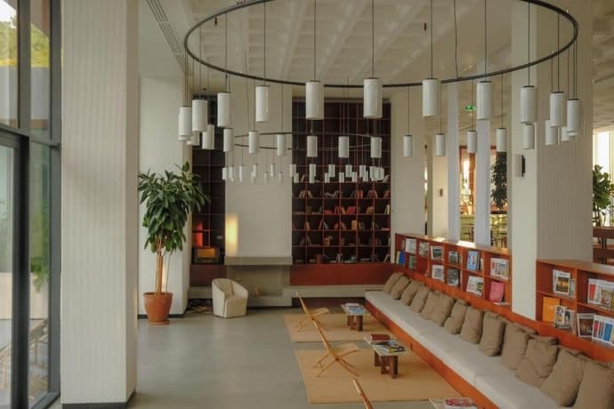 Kvareli Lake Resort, Lobby