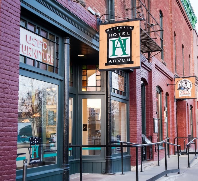 Hotel Arvon, Primary image