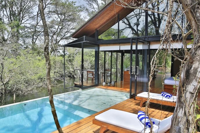 Kalundewa Retreat, Primary image