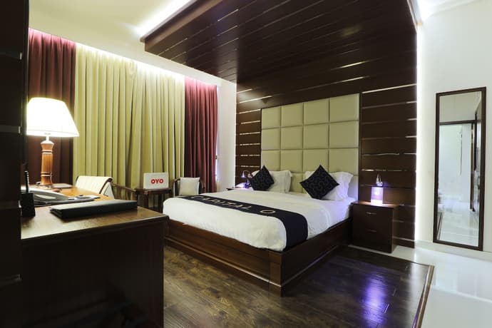 Queen Palace Hotel, Primary image