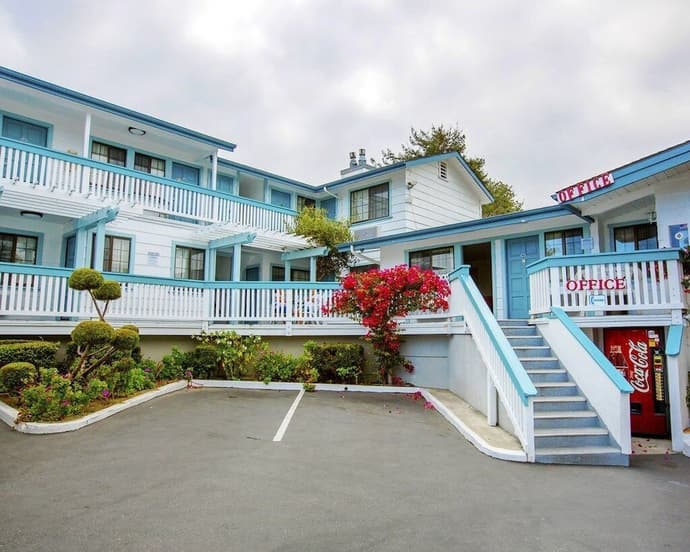 Arbor Inn Monterey, Primary image