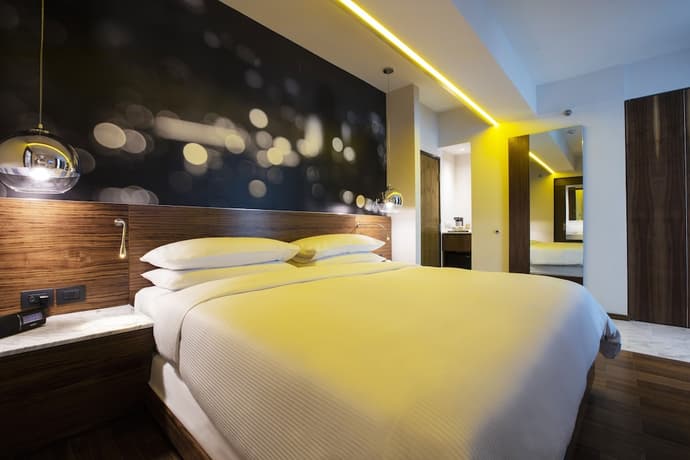 Krystal Urban Guadalajara, Primary image