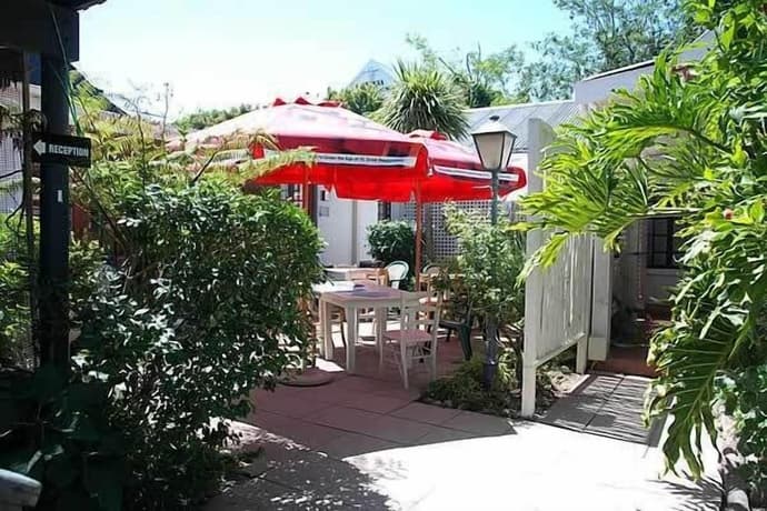 Knysna Inn, Primary image