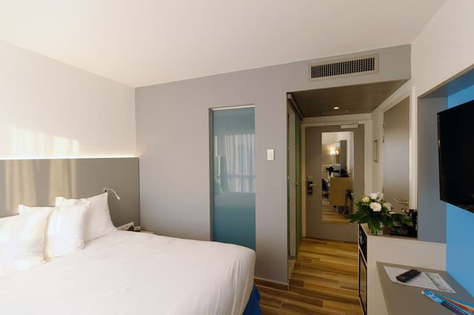 Colmar Hotel, Primary image