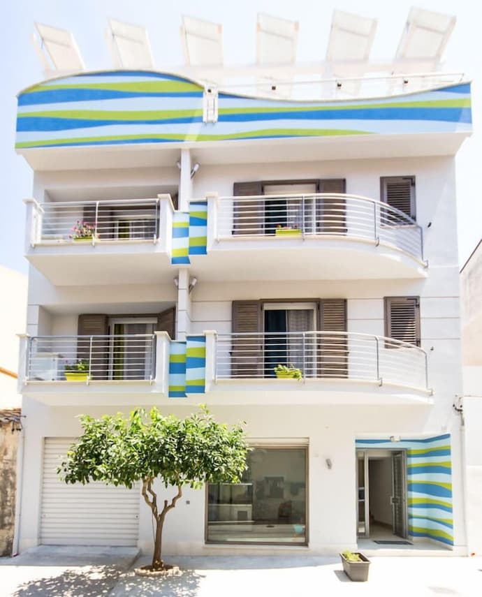 Stanze del Mare, Primary image