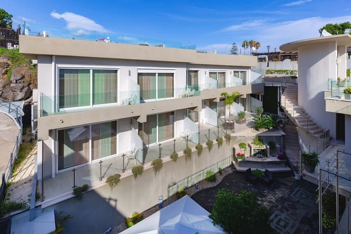 Zeus Residence Hotel, Primary image