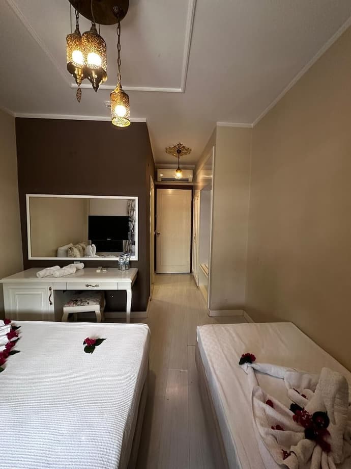 Ozkavak Hotel Kaleici