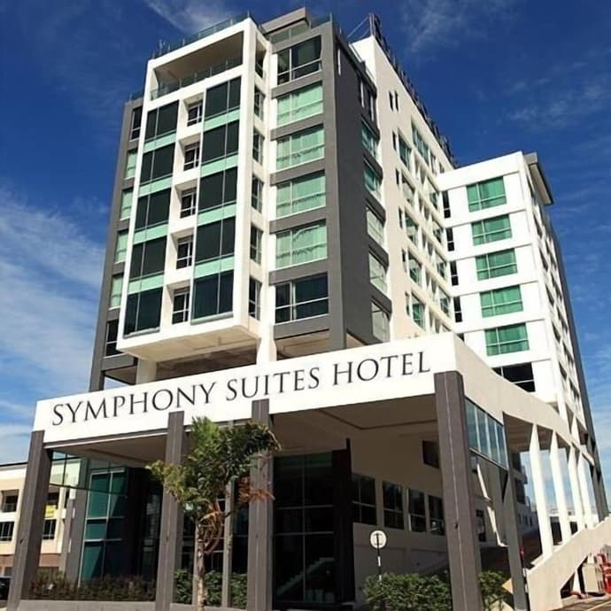Symphony Suites, Primary image