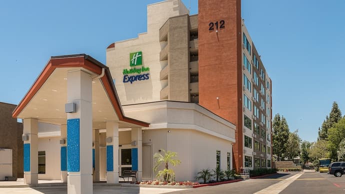Holiday Inn Express Fullerton - Anaheim by IHG