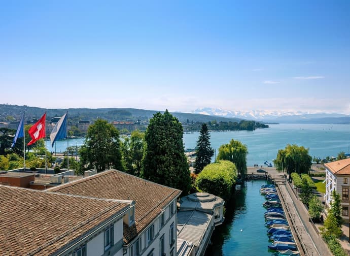 Baur au Lac, Primary image