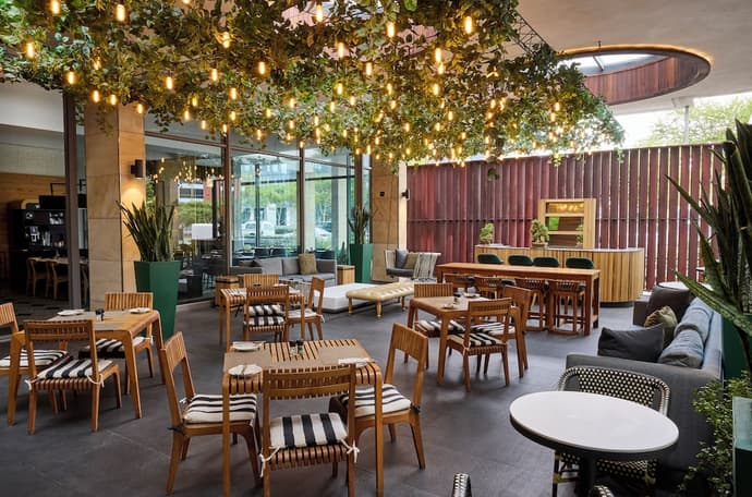 Century City Hotel Urban Square, Primary image