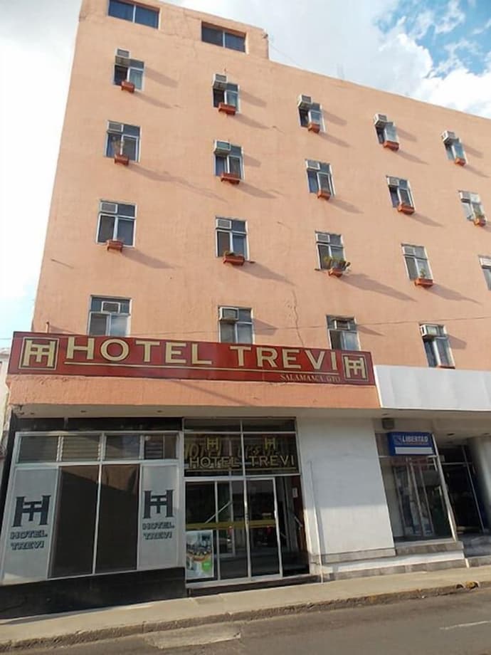 Hotel Trevi