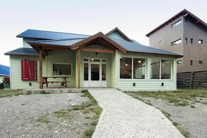 Vertical Lodge, Primary image