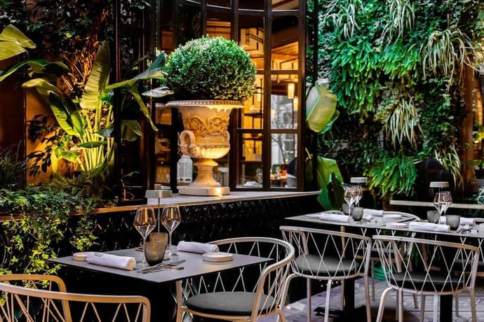 Roma Luxus Hotel, Primary image