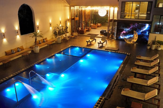 Beston Pattaya, Primary image