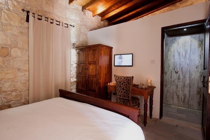 Oinoessa Traditional Boutique Houses