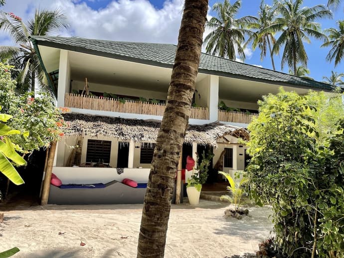 Blue Reef Sport and Fishing Lodge & Bungalows