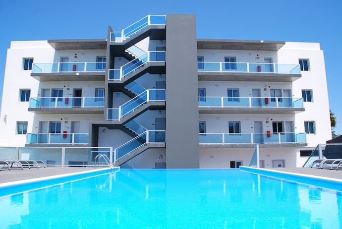 Whales Bay Hotel