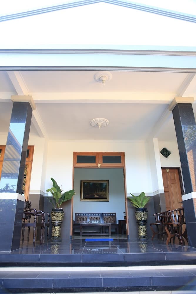 Puri Kusuma Guest House