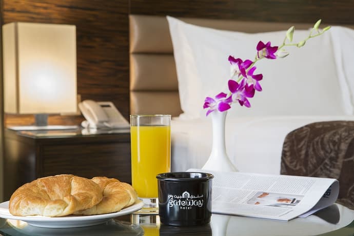 Gateway Hotel, Primary image