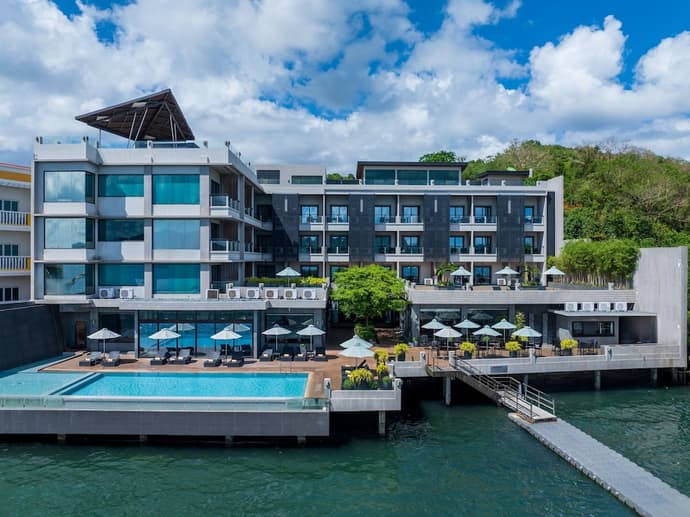 Two Seasons Coron Bayside Hotel, Primary image