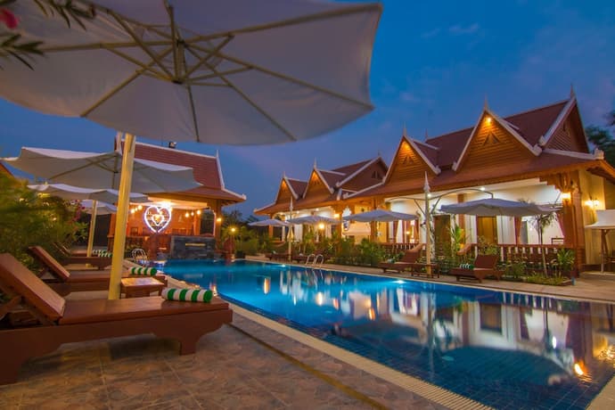 Ravorn Villa Boutique