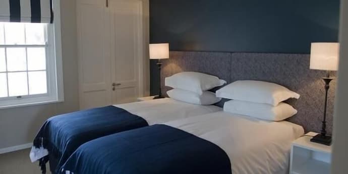 Kenjockity, Primary image