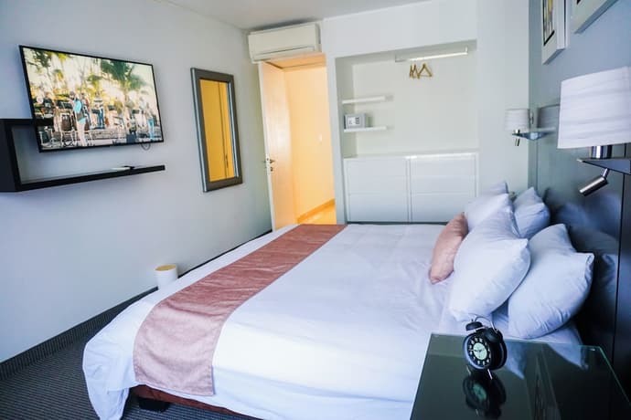 Petit Palace Apart Hotel Suites