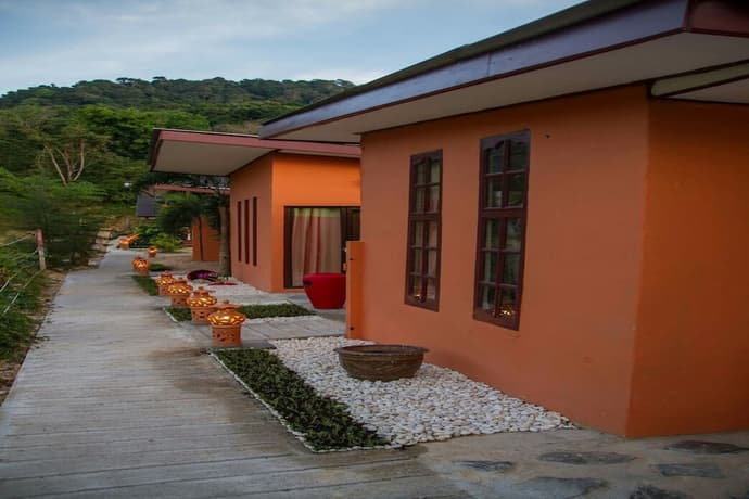 El Greco Bungalows, Primary image