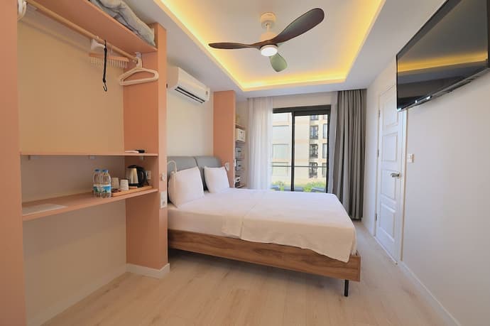 Calis Hotel
