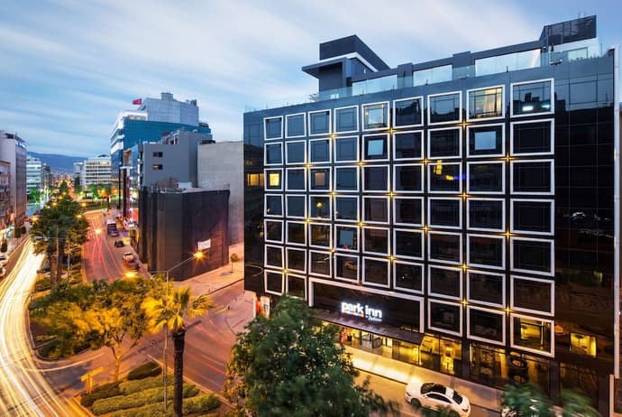 Park Inn by Radisson Izmir, Primary image