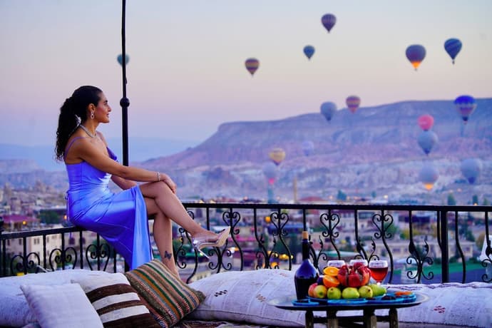 Tulip Cave Suites