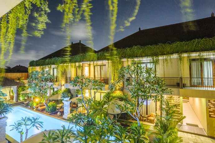 d'Penjor Seminyak Hotel