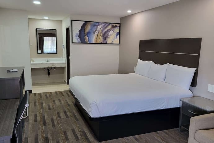 Travelodge by Wyndham Buena Park