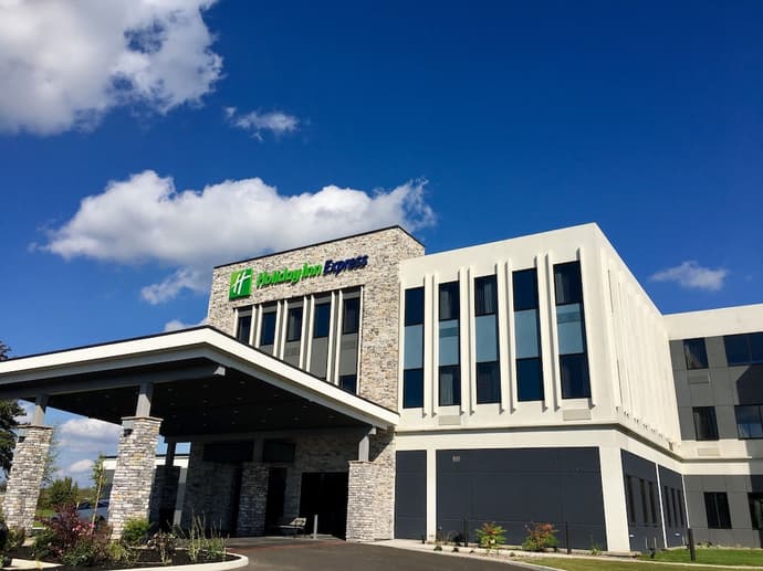 Holiday Inn Express Grand Island - Niagara Falls by IHG