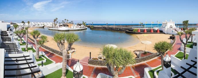 Sands Beach Resort, Primary image