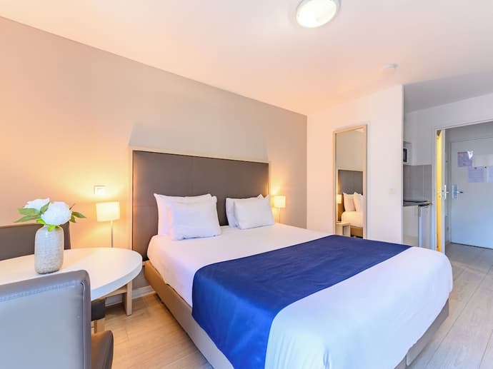 Séjours & Affaires Pantin Charles de Gaulle