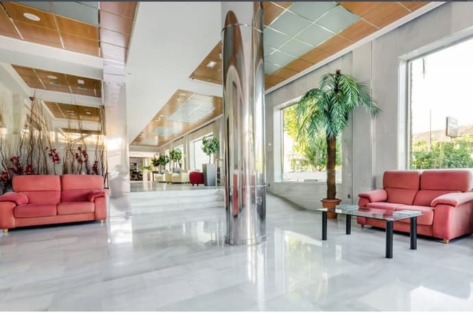 Checkin Camino de Granada, Lobby