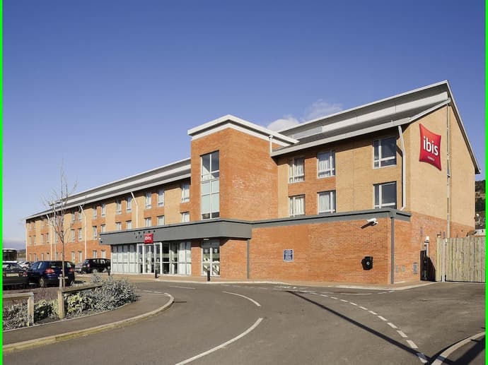 ibis Swansea, Primary image