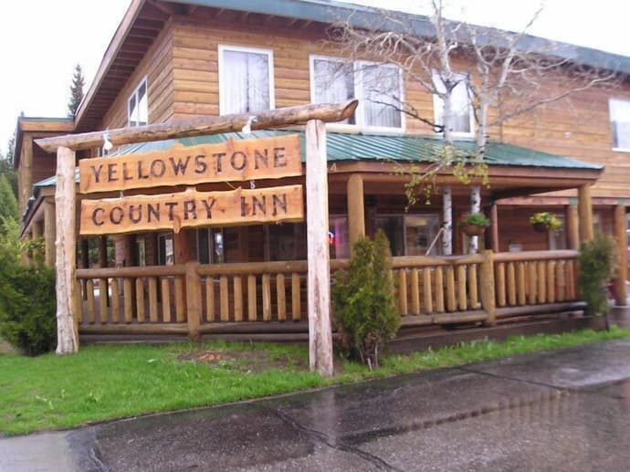 Yellowstone Country Inn, Primary image