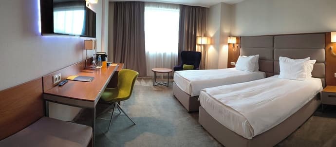 Golden Tulip Varna, Primary image