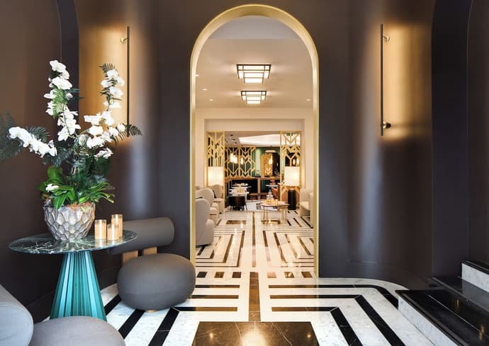 Artemisia Montmartre, Primary image